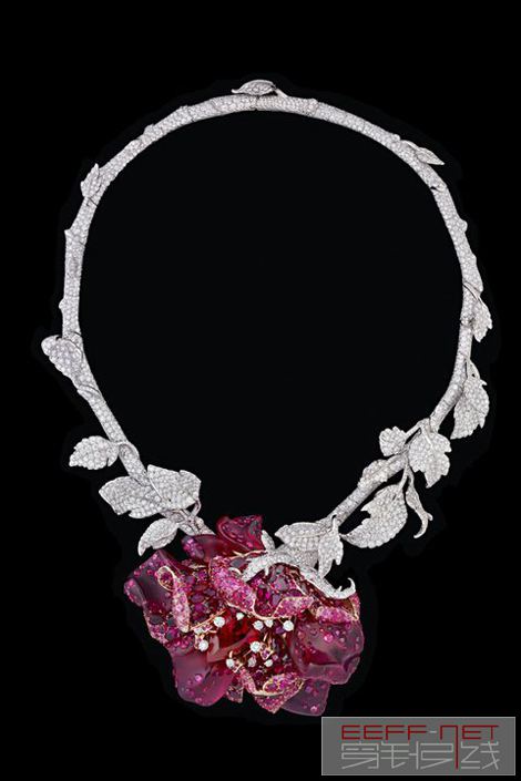 Dior-Le-Bal-des-Roses-Jewellery-Collection.jpg