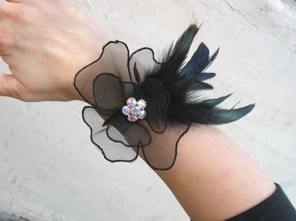 glam-flower-feather-prom-corsage.jpg