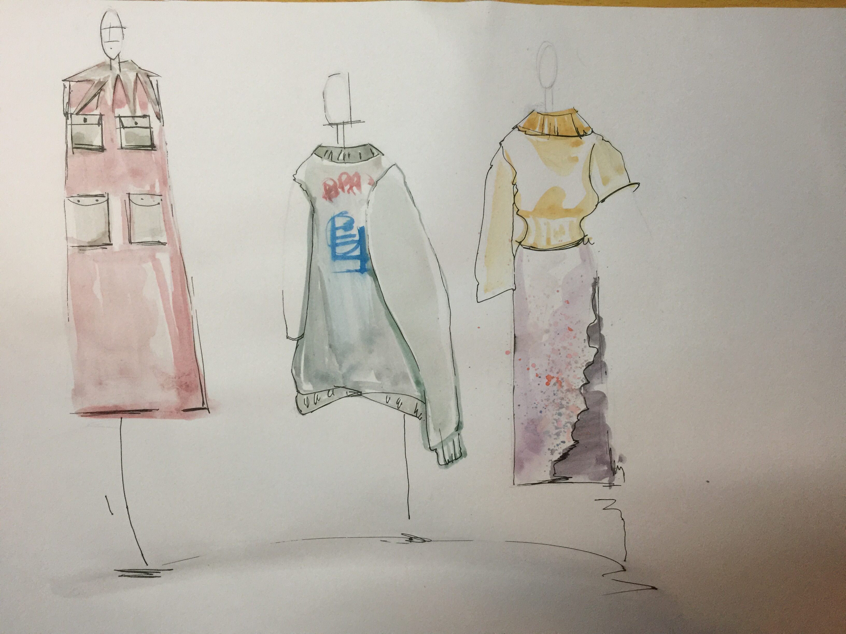 夸张衣服的结构,突出个性张扬